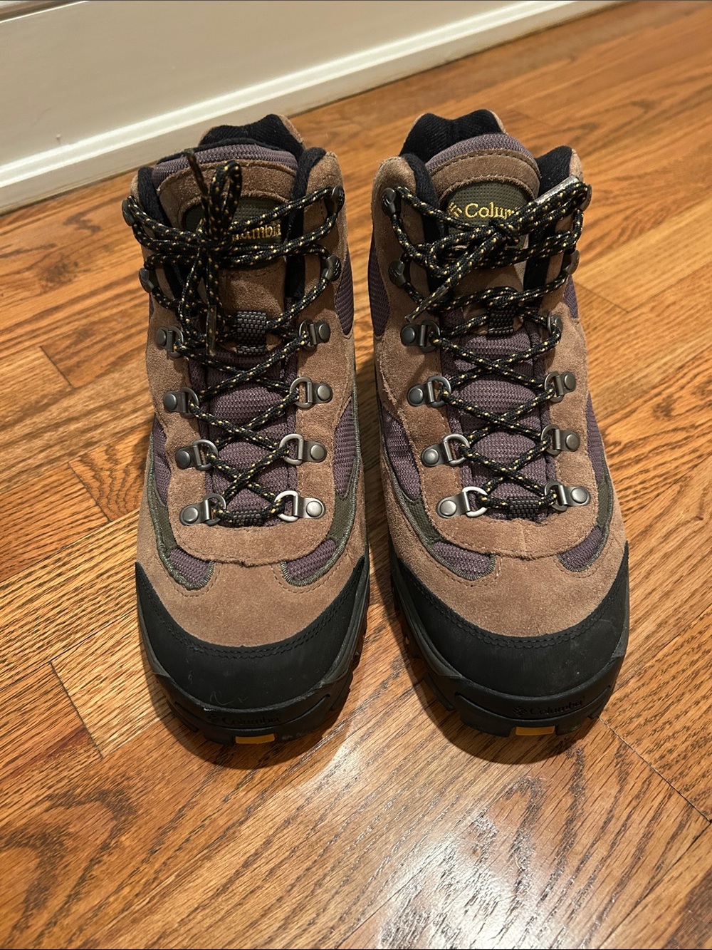 Columbia Brown and Black Men's Hiking Boots